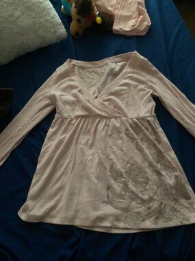 Hollister babydoll top long sleeve (there is a small dot stain on the sleeve but